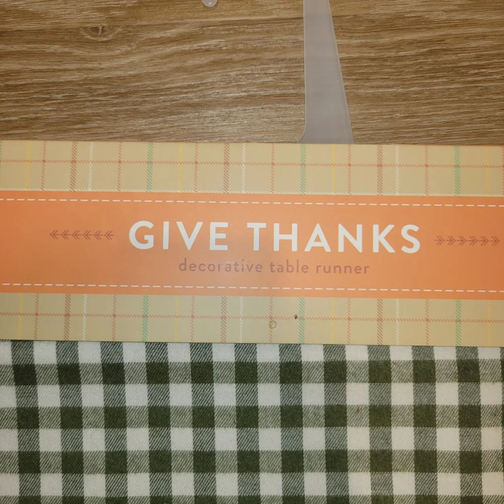 Give Thanks Decorative Table Runner 14